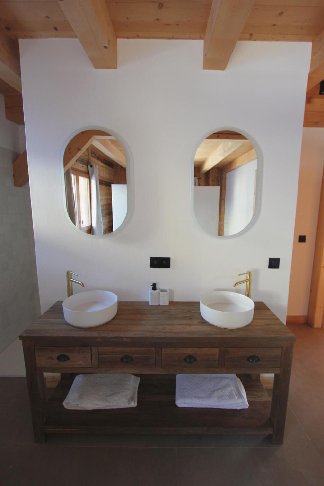 Chez Nonna - Charmant Demi-Chalet A La Montagne Notre-Dame-de-Bellecombe Kültér fotó